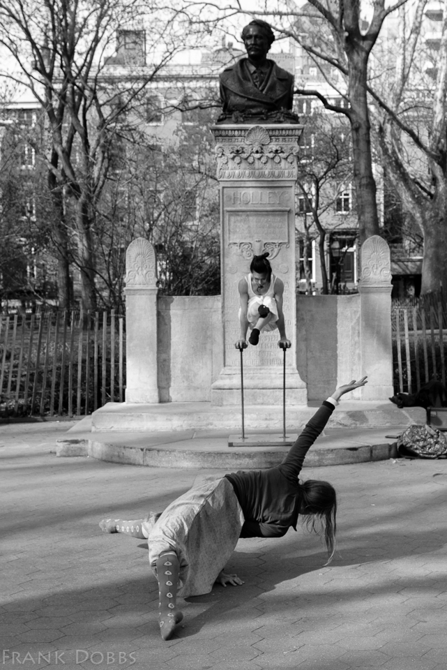 Contortionists 042401-2