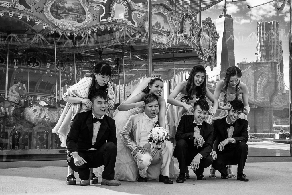 ear-pulling-wedding-photo-20161017-7452-2