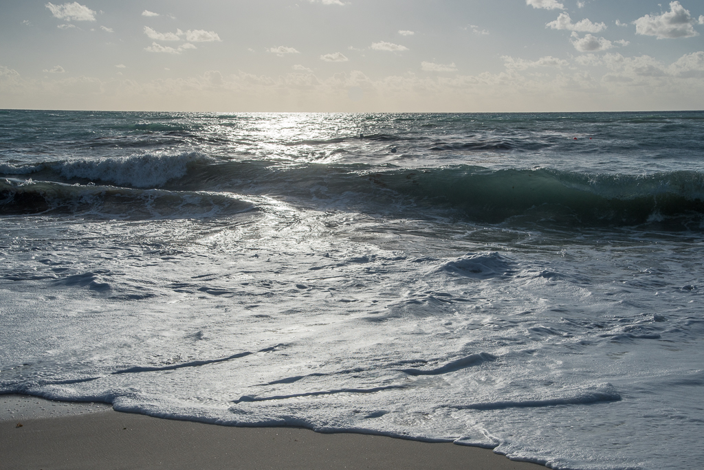 Surf - Grand Cayman Island-0543